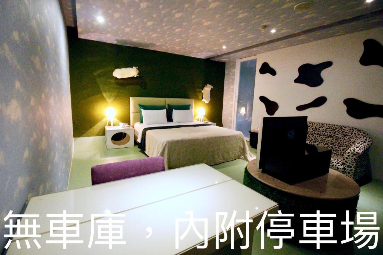 Cd Motel Hsinchu City Exterior photo